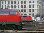 Wie lange noch bei der DB, bei der Baureihe 218 hat die Ausmusterung begonnen. Bald wird die 111er uns verlassen...

Aufgenommen am 20.03.2010 von Gleis 11 in Mnchen Hbf