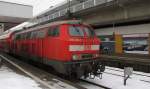 DB 218 449-7 mit dem RE 15530 von Frankfurt (M) Hbf nach Glauburg-Stockheim, in Frankfurt (M) West; 22.12.2010