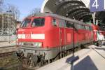 28.01.2011 218 330-9 der Regionalbahn Schleswig-Holstein, einer von drei 218er die einen Caterpillar-Motor haben, vor der Abfahrt mit einer RE nach Lbeck Hbf.