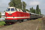 119 158-4 mit DLr 62157(Warnemünde-Rostock-Seehafen/Süd)bei der Durchfahrt im Haltepunkt Rostock-Holbeinplatz.13.08.2016