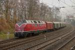 V 200 033 mit Sonderzug in Wuppertal, am 16.12.2017.