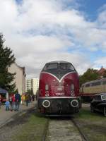 Im Bahnpark Augsburg war am 25. Oktober auch die V 200 017 ausgestellt.