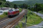 Am 23.06.2012 noch auf groer Fahrt nach Kiel, befindet sich V 200 033 am 24.06.2012 schon wieder auf Heimreise von Vienenburg nach Hamm und durchfhrt dabei Bad Driburg.