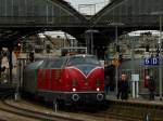 V200 116 am 15.12.2012 mit einem Sonderzug zum Aachener Weihnachtsmarkt im Aachener Hbf.