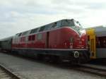 V200 116 des DB-Museums am Schluss eines Sonderzuges beim Bahnhofsfest in Ulmen/Eifel.26.4.08