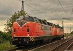 221 105 und 221 134 von  RTS  als Lokzug in Nievenheim am 12.06.13.