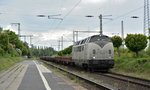 Am 14.5.16 kam die V270.09 alias 221 121-7 der SGL mit Altschotter durch Duisburg Wedau gefahren.

Duisburg Wedau 14.05.2016
