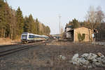 Ein kurzes Gastspiel am Nordast des Alex gab es mit 223 152 von integro, die hier den ALX 84111 von München nach Hof durch Röslau zieht, 25.03.2018