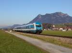 Die 223 064 mit einem ALEX nach Oberstdorf am 29.11.2014 unterwegs bei Altstädten.