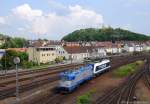761 007 (92 54 2761 007-4 CZ-MT) + 380 002 (CZ-CD 91 54 7 380 002-6) als Lokzug bei der Ausfahrt aus dem Bahnhof Schwandorf am 09.06.2013.