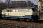 DB 215 082-9, offiziell 92 80 1 225 082-7 D-AVOLL, in Düsseldorf Hbf, 21.2.18.