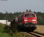 225 003-3 und 217 017-3 mit dem 56518 (Burghausen Wackerwerk-Mhldorf(Oberbay) am Esig Alttting 28.8.09