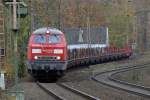 225 028-0 aufgenommen in der Nhe von Gelsenkirchen-Bismarck 3.11.2009