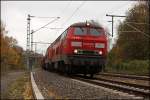 225 018 und 108 sind mit Leerwagen und Coiltransportern auf dem Weg in Richtung Oberhausen.