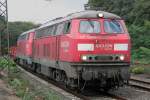 Die 225 133-8 & 225 021-5 fahren den Hohenlimburger nach HKM durch Duisburg Neudorf am 23.09.2011