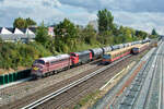 Die Nohab 1138 und 1142 stellten einen Kesselzug bereit vor dem Tanklager Berlin Marienfelde.