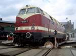 118 586-7 der Deutschen Reichsbahn in Stafurt, Sommer 2005