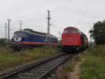 232 103 und 228 757 machten am 27.08.2011 in Stendal Pause.