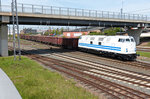 Die weiße 228 412-3 (ex. InfraLeuna 205) der ITB mit dem Stuttgart21 - Pendel Niedersachswerfen - Nordhausen, bei der Einfahrt in Nordhausen 06.05.2016