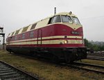 118 005-8 wartet am 17.09.2016 bei schlechtem Wetter auf dem Gelände des Bw Arnstadt (hist.)