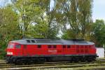 Arlberg-Umleiter:
232 561 brachte EN 246 nach Lindau Hbf und ruht sich ebenfalls mit Schwesterloks in der Abstellanlage aus..
24.04.09