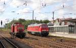 Nachdem sie ein paar Kaliwagen aus Anklam gebracht hat, setzt 232 240-2 zurck Richtung Rbf. Aufgenommen am 10.08.2011 in Angermnde.