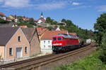 Gegen Mittag erreichte dann auch der 51612 NHO-NIR-NNR Nabburg und wummerte mit 232 498-6 durch Richtung Schwandorf, 5.8.17