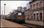 232462 ist hier mit dem N 8936 aus Leinefelde am 26.4.1992 um 16.45 Uhr in Heiligenstadt angekommen.