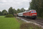 232 618 mit einem Militärzug nach Grafenwöhr Lager bei Reuth b. Erbendorf, 07.09.2017