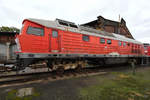 Die Diesellokomotive 232 903-5 war Ende September 2020 im sächsischen Eisenbahnmuseum  Chemnitz-Hilbersdorf auf Hilfsdrehgestellen abgestellt.