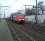 232 437 mit einem Containerzug am 26.02.2008 in HH-Harburg