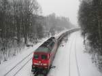 232 665-0 verlsst am 03.02.11 bei Schneefall Marktredwitz in Richtung Hof.