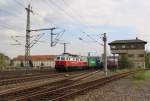 232 294 ist am 13.04.14 mit einem Containerzug in Heidenau zusehen.