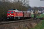 232 384-8 mit einem gemischten Güterzug gen Nürnberg bei Sulzbach-Rosenberg, 26.11.2013