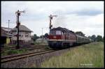 Ludmilla 132480 fährt am 22.6.1991 mit dem E nach Erfurt um 13.50 Uhr in Klostermansfeld ab.