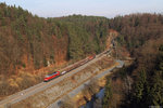 233 636 mit Güterzug am 27.02.2016 bei Lungsdorf.