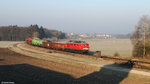 232 609 mit Güterzug am 18.03.2016 bei Thansüß.