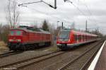 430 007/507  S-Bahn Stuttgart  wieder auf einer Probefahrt in Brandenburg und die 233 373-0 machte mal eine kurze Pause. 13.03.2012