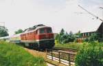Im August 1998 fuhr 234 608-8 mit einem IR durch Chemnitz-Grna mit Fahrtrichtung Chemnitz Hbf..