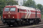 Die HGK DE 13 dieselte am 24.8.11 als Lz durch Kln-West.