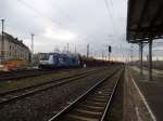Am 15.02.2014 fuhr 246 011 mit einem Düngerzug durch Stendal in Richtung Magdeburg.