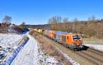 247 902 + 2016 906 mit einem Bauzug am 14.02.2021 bei Seestetten.