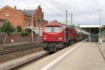 V 330.5 (250 008-0) hvle - Havelländische Eisenbahn AG mit einem Güterzug, bei der durchfahrt in Rathenow und fuhr weiter in Richtung Stendal.