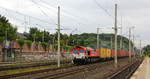 Die Class 66 DE6302  Federica  von Crossrail kommt mit viel Dieselpower mit einem MSC-Containerzug aus Antwerpen-Krommenhoek(B) nach Germersheim(D) und kommt aus Richtung Aachen-West,Aachen-Schanz,Aachen-Hbf,Aachen-Rothe-Erde,Aachen-Eilendorf,Stolberg-Hbf(Rheinland)Eschweiler-Hbf und fährt durch Langerwehe in Richtung Düren,Merzenich,Buir,Horrem,Kerpen-Köln-Ehrenfeld,Köln-West,Köln-Süd. Aufgenommen von Bahnsteig 5 in Langerwehe. Bei Regenwolken am Nachmittag vom 10.7.2018.