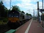 Class66 mit einem Containerzug in Dollbergen