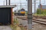 Die Class 66 DE6606 von Crossrail rangiert in Montzen-Gare(B).