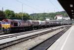 DE 669 der HGK durchfhrt mit einem Gterzug Ulm Hbf, 02.08.11