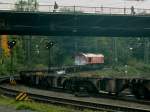 Nachschu auf DE6311 von Crossrail, die am 20.10.2011 von Aachen West einen Leeren Containertragwagenzug die Montzenrampe nach Belgien hoch schleppt.