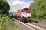 Kurz darauf kam DE668 (266 068-6) mit einem aus Eschwege West abgeholten Kesselwagenzug und viel Lrm zurck gen Sden durch Wehretal-Reichensachsen. Aufgenommen am 28.05.2013.
