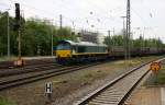 Die Class 66 V266/PB10 von der Rurtalbahn-Cargo kommt mit einem Bleizug aus Antwerpen-Lillo(B) nach Stolberg-Hammer und fährt in Aachen-West ein Aufgenommen vom Bahnsteig in Aachen-West bei Sonne